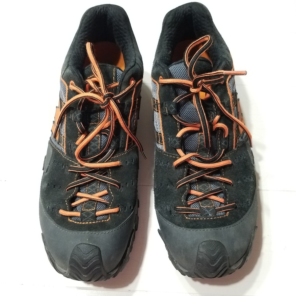 Merrel  Continuum Trail shoes
